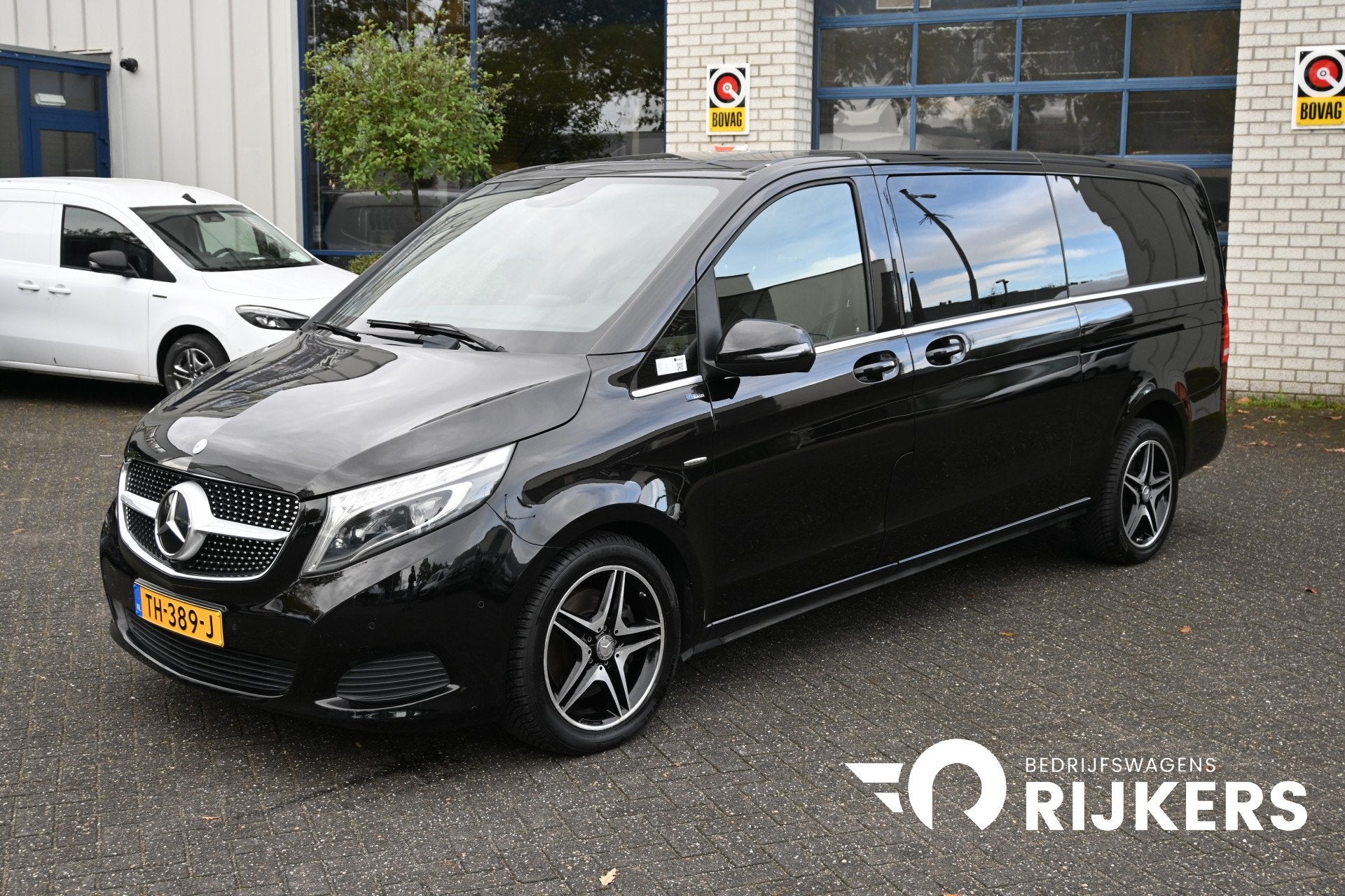 Mercedes-Benz V-Klasse 250d L3 XL Avantgarde excl BTW, 8 Per, Automaat, Achterwielaandrijving, Gebruikt, 2000 kg