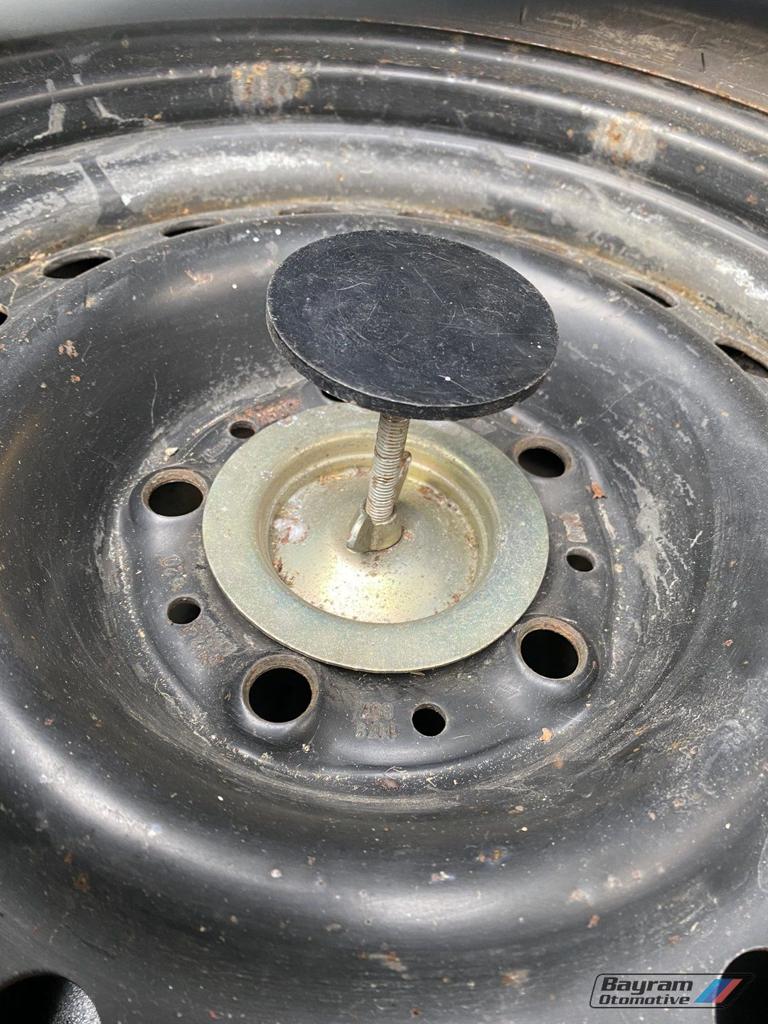 Bmw E28 reservewiel bevestigings delen set kofferbak 5-serie, Gebruikt, -, -, Ophalen of Verzenden