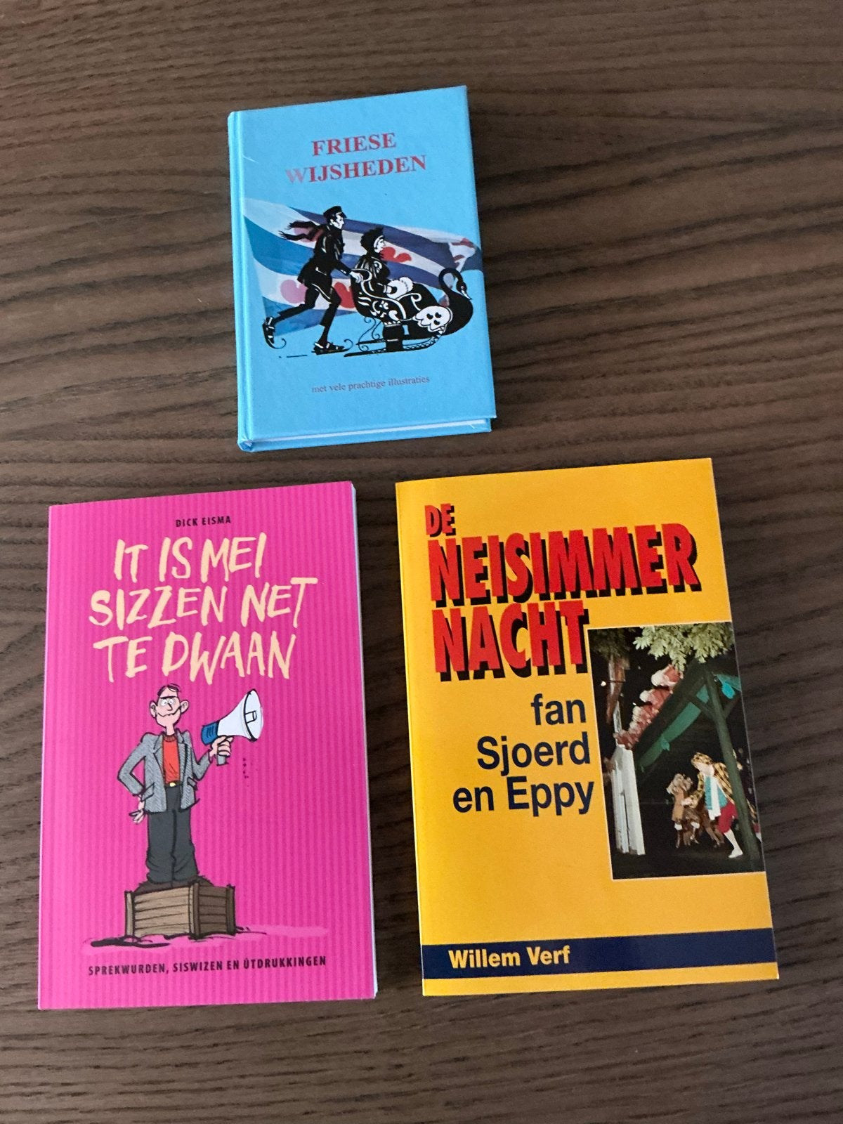 3 Friese boeken: Wijsheid, Spreekwoorden en Verhaal, Ophalen of Verzenden, Gelezen, Non-fictie