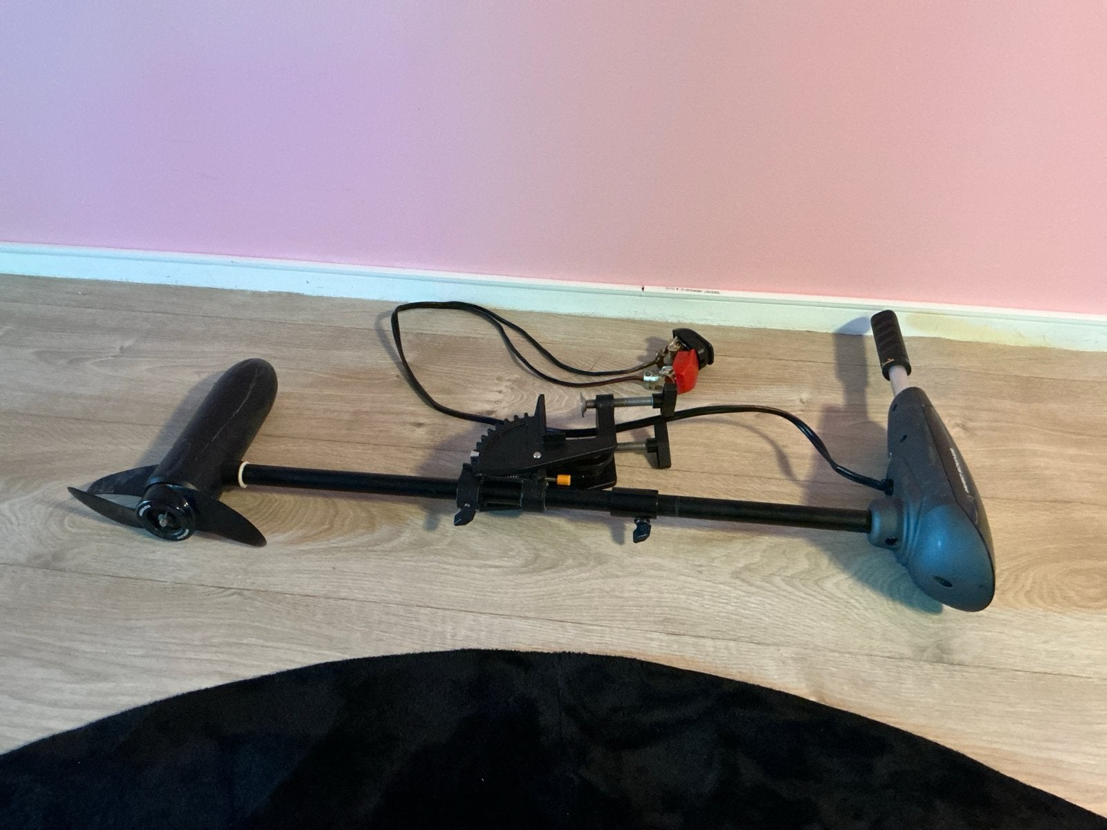 Savage Gear buitenboordmotor - Zo goed als nieuw 36lbs, Ophalen, Zo goed als nieuw