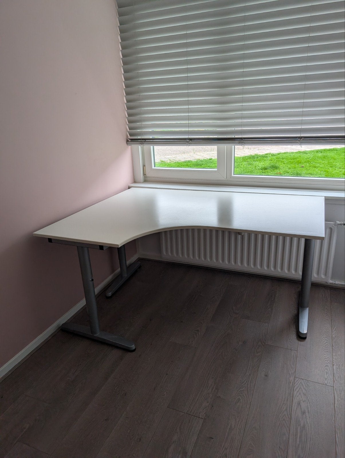 Ikea hoekbureau galant wit, Ophalen, Metaal, Zo goed als nieuw, Computerbureau