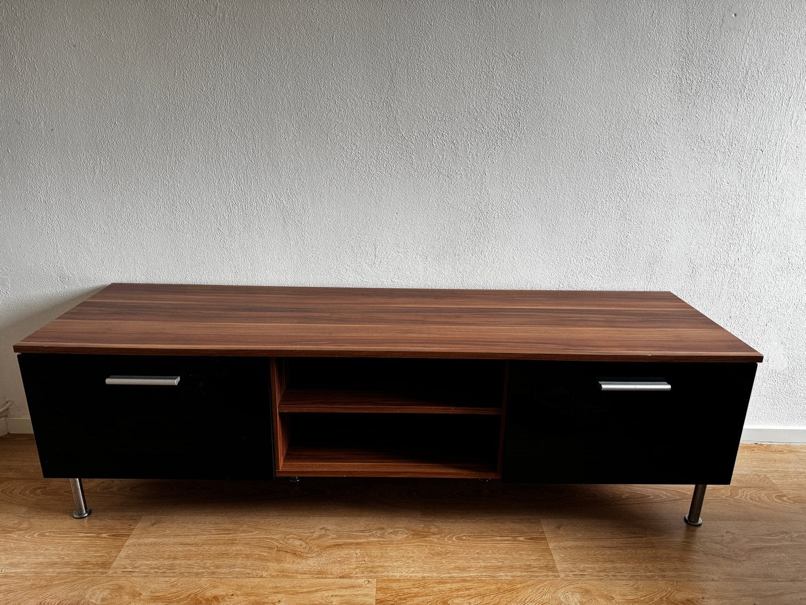 Modern tv-meubel met opbergruimte en houtlook, Ophalen, Gebruikt, 100 tot 150 cm, Minder dan 100 cm