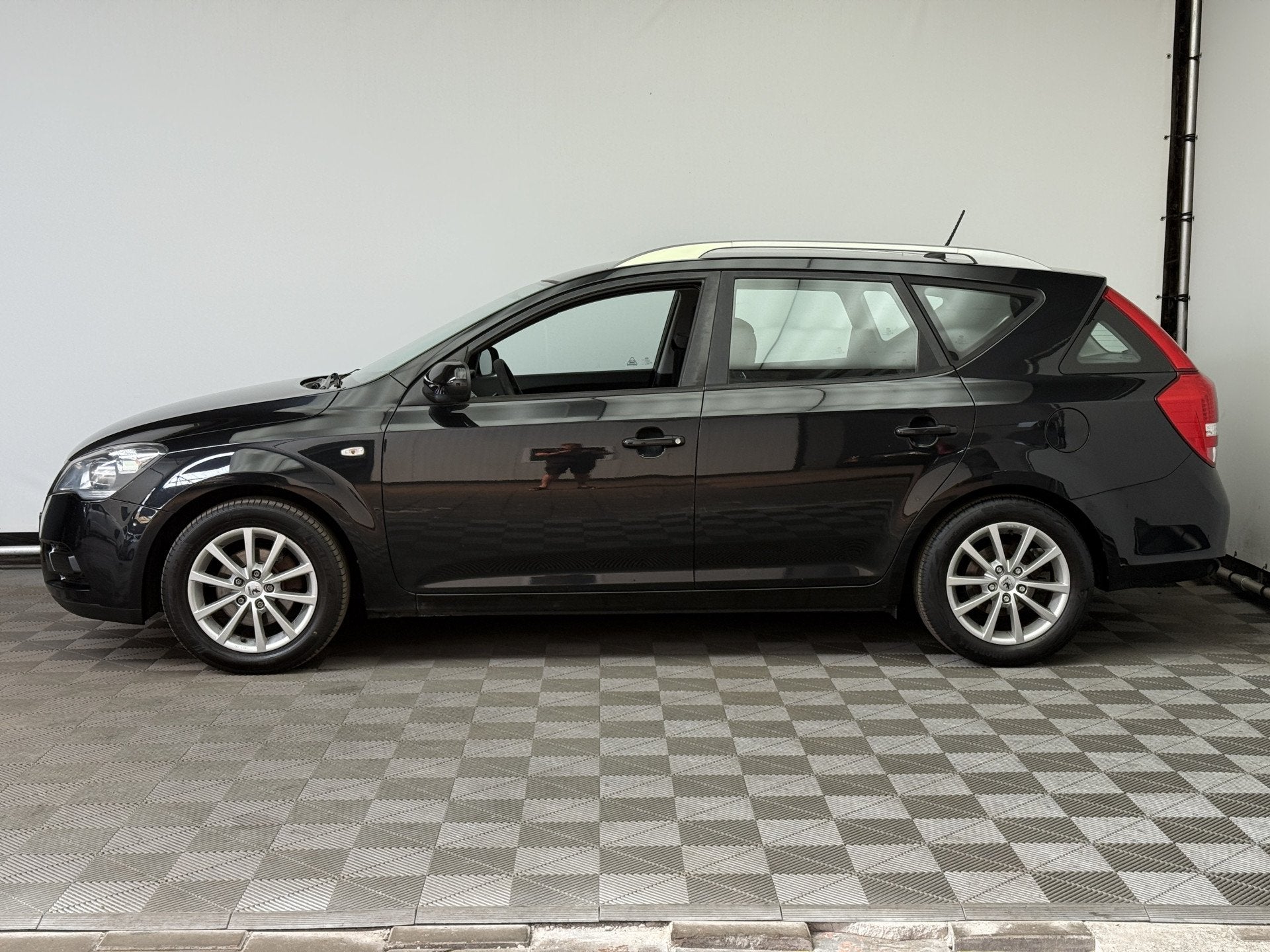 Kia cee'd 1.4 CVVT X-tra Airco 1e Eigenaar NL Auto, Auto's, Voorwielaandrijving, Euro 5, Stof, Gebruikt