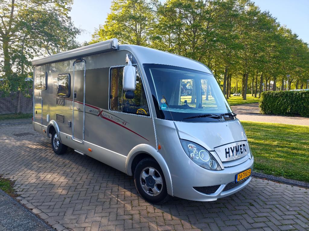 Mooie Hymer camper met veel laadvermogen!, Integraal, Standaard zit, Koelkast, Ford