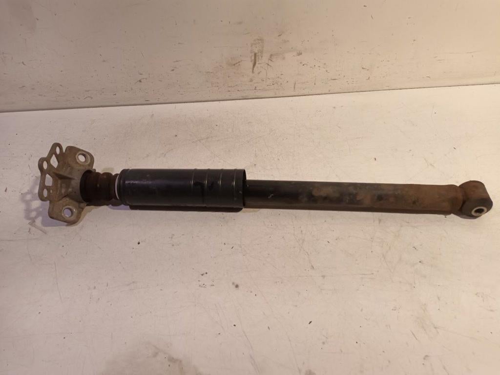 Schokbreker rechts achter Fiat Punto, Auto-onderdelen, Onderdelen@venauto.nl, Van der Ven Autorecycling B.V., Gebruikt, Ettenseweg 76, 4706 PB Roosendaal, The Netherlands