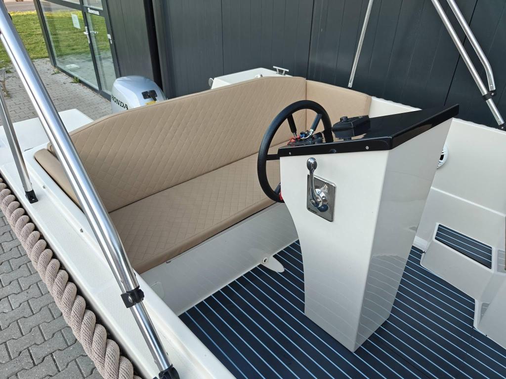 Lago Amore 485 - 15 pk Honda | 1e eigenaar | 2021, 10 tot 30 pk, Gebruikt, 3 tot 6 meter, Buitenboordmotor