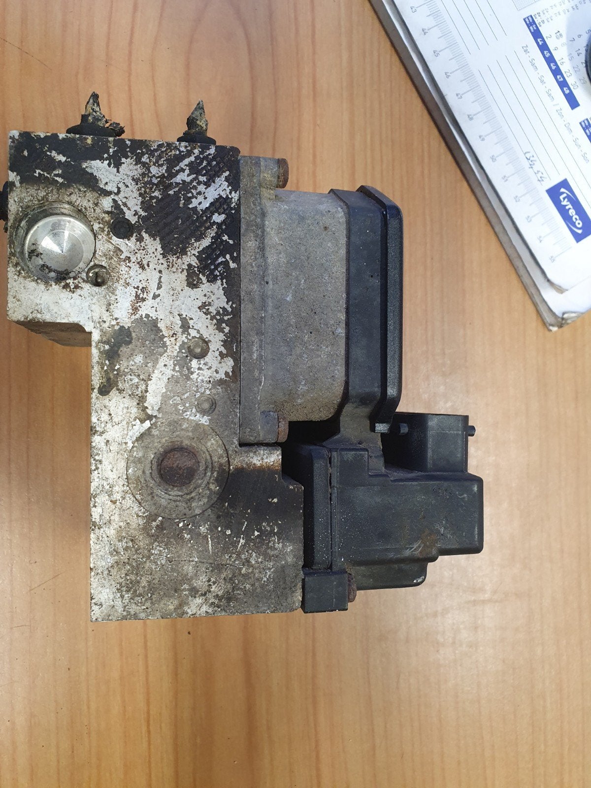 ABS-pomp Fiat Ducato 2005 - Bosch 0 273 004 957, Ophalen of Verzenden, Gebruikt, Fiat