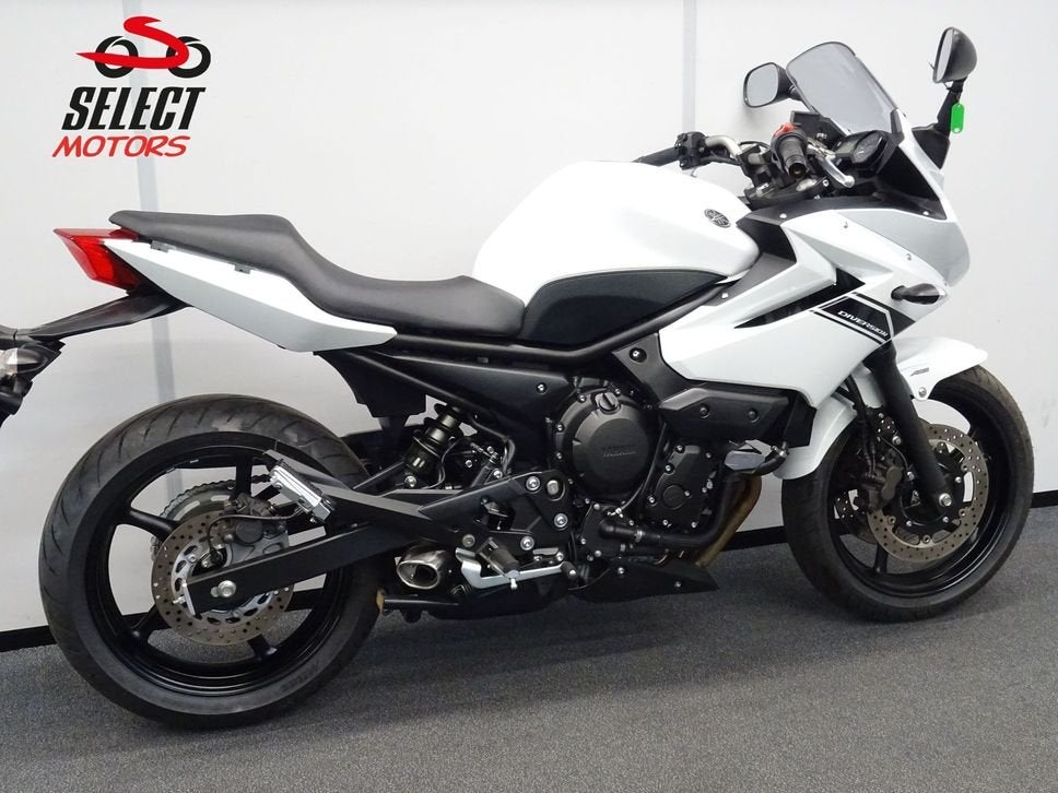 ZEER MOOIE YAMAHA XJ 6 ABS DIVERSION (2016), 4 cilinders, Motorrijbewijs A, Onbekend, Meer dan 35 kW