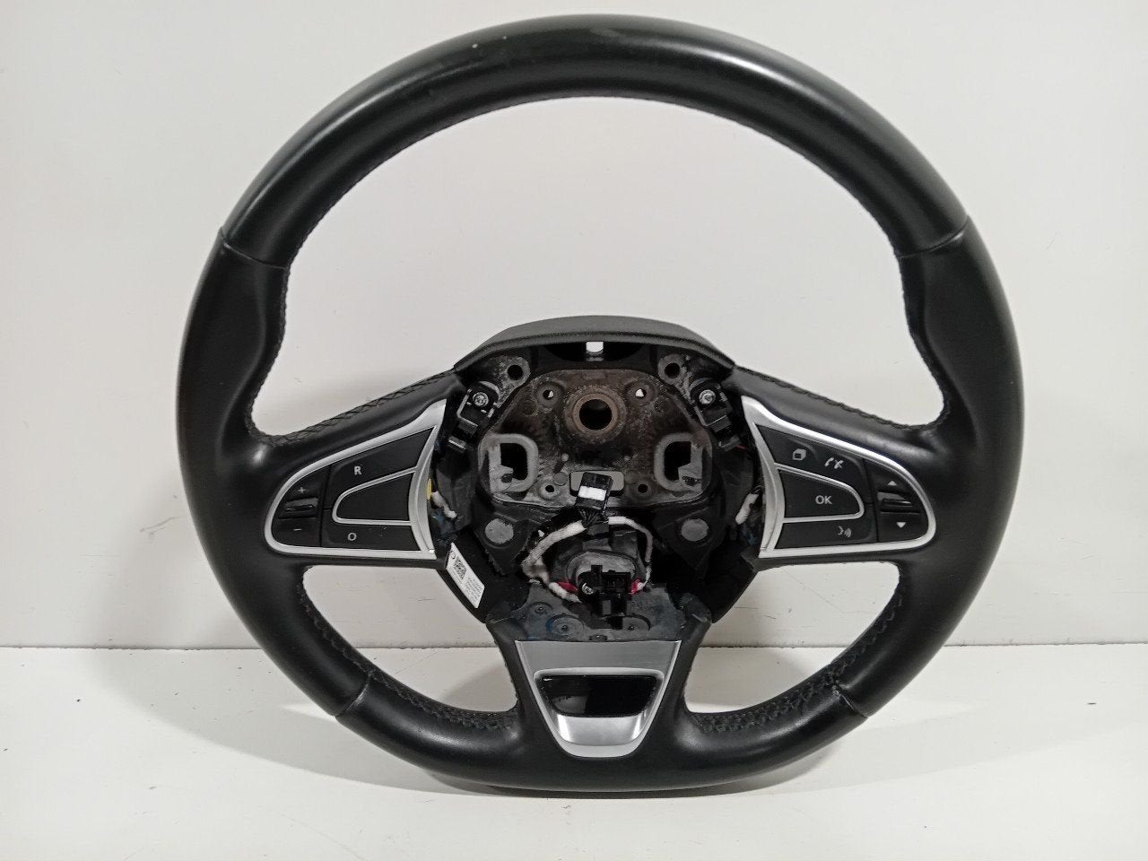 Stuur Renault Mégane, Auto-onderdelen, Besturing, Onderdelen@venauto.nl, Van der Ven Autorecycling B.V., Gebruikt, Ettenseweg 76, 4706 PB Roosendaal, The Netherlands