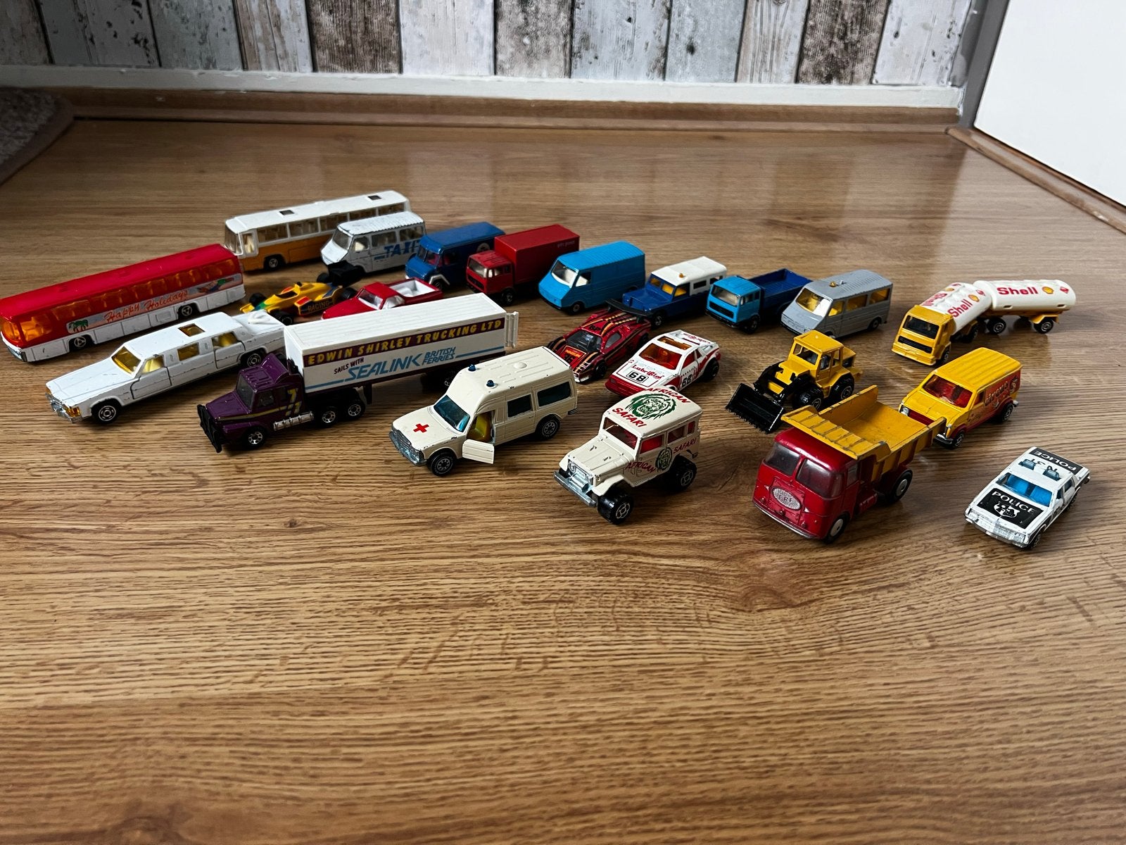 Verzameling van 22 Majorette en Matchbox speelgoedauto's, Ophalen, Gebruikt
