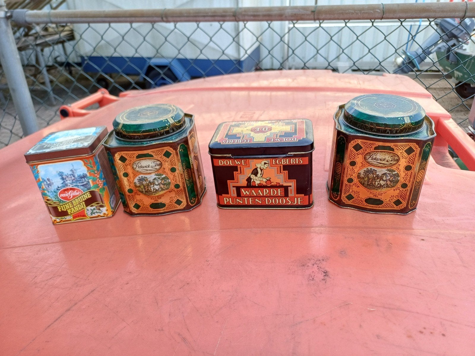 Set van 4 vintage blikken, Douwe Egberts, Coca-Cola, Ophalen of Verzenden, Gebruikt