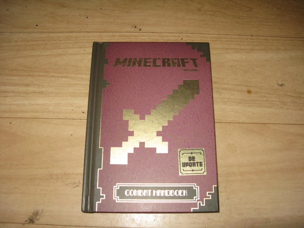 Minecraft 7 - Combat handboek - de update, Ophalen of Verzenden, Zo goed als nieuw
