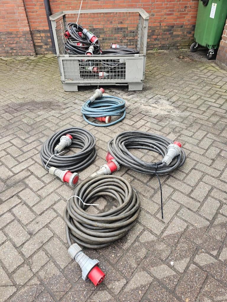 Diverse krachtstroomkabels kabels 63 ampere, Ophalen, Nn, Gebruikt, Nn