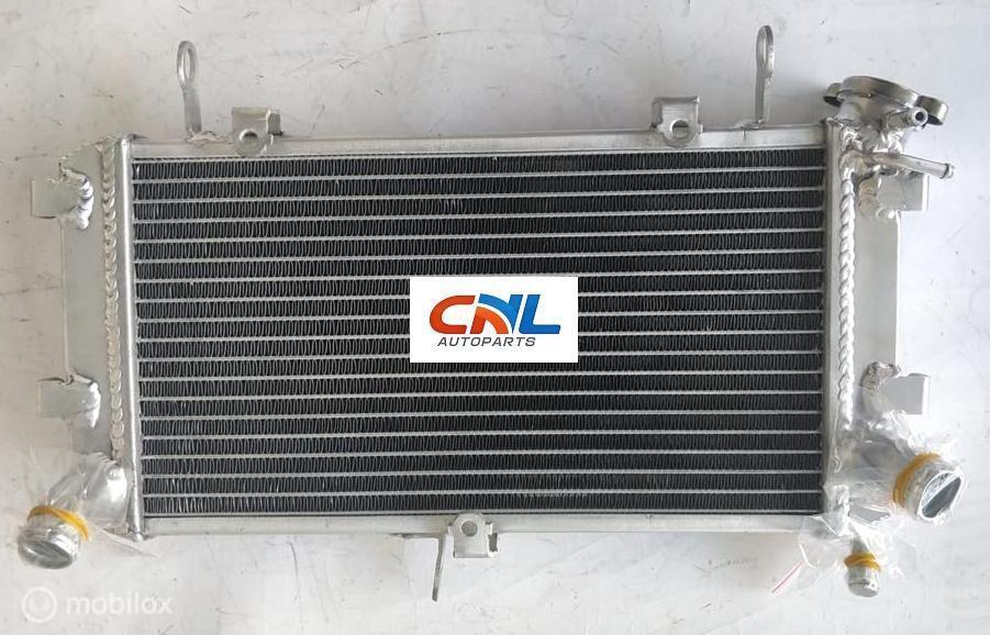 Radiateur SUZUKI GSR750 2011-2016 2012 2013 2014 2015, Motoren, Onderdelen | Suzuki, Nieuw, Ophalen of Verzenden