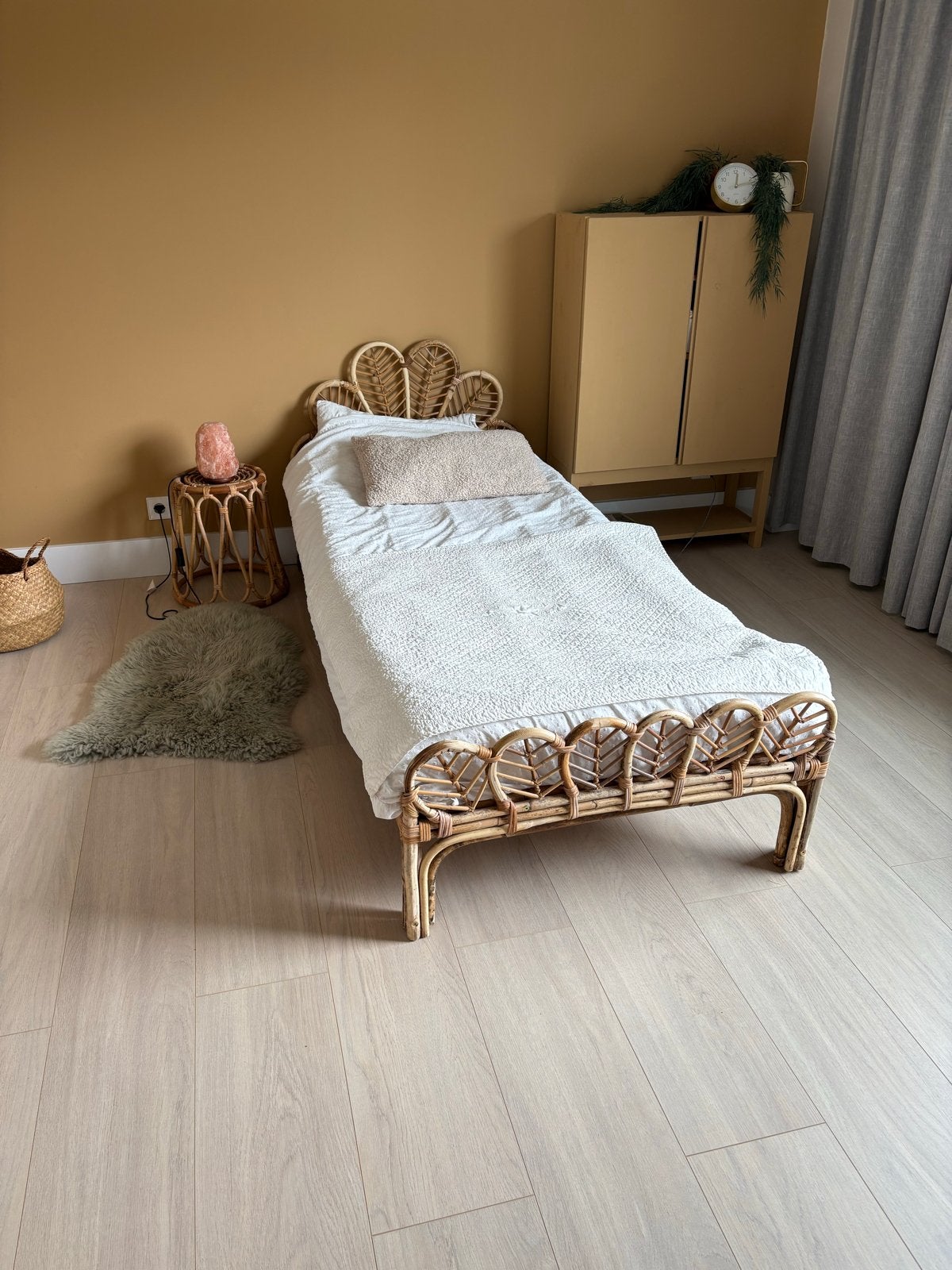 Rotan eenpersoonsbed. Kinder bed., Huis en Inrichting, Ophalen, Overige materialen, Gebruikt, 90 cm