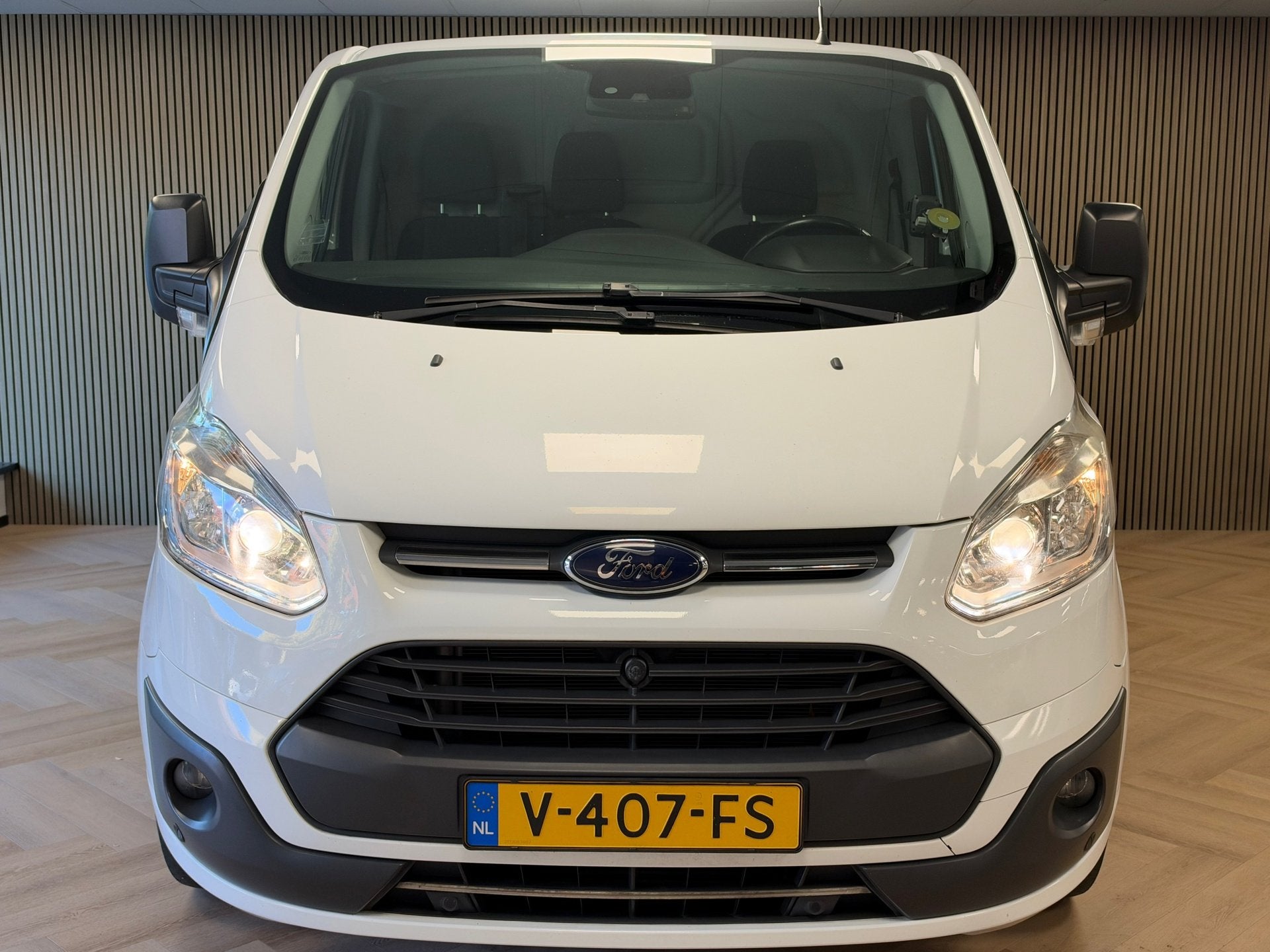 Foto 3 van Ford Transit Custom 270 2.0 TDCI L1H1 NAVI CAMERA TREKHAAK W