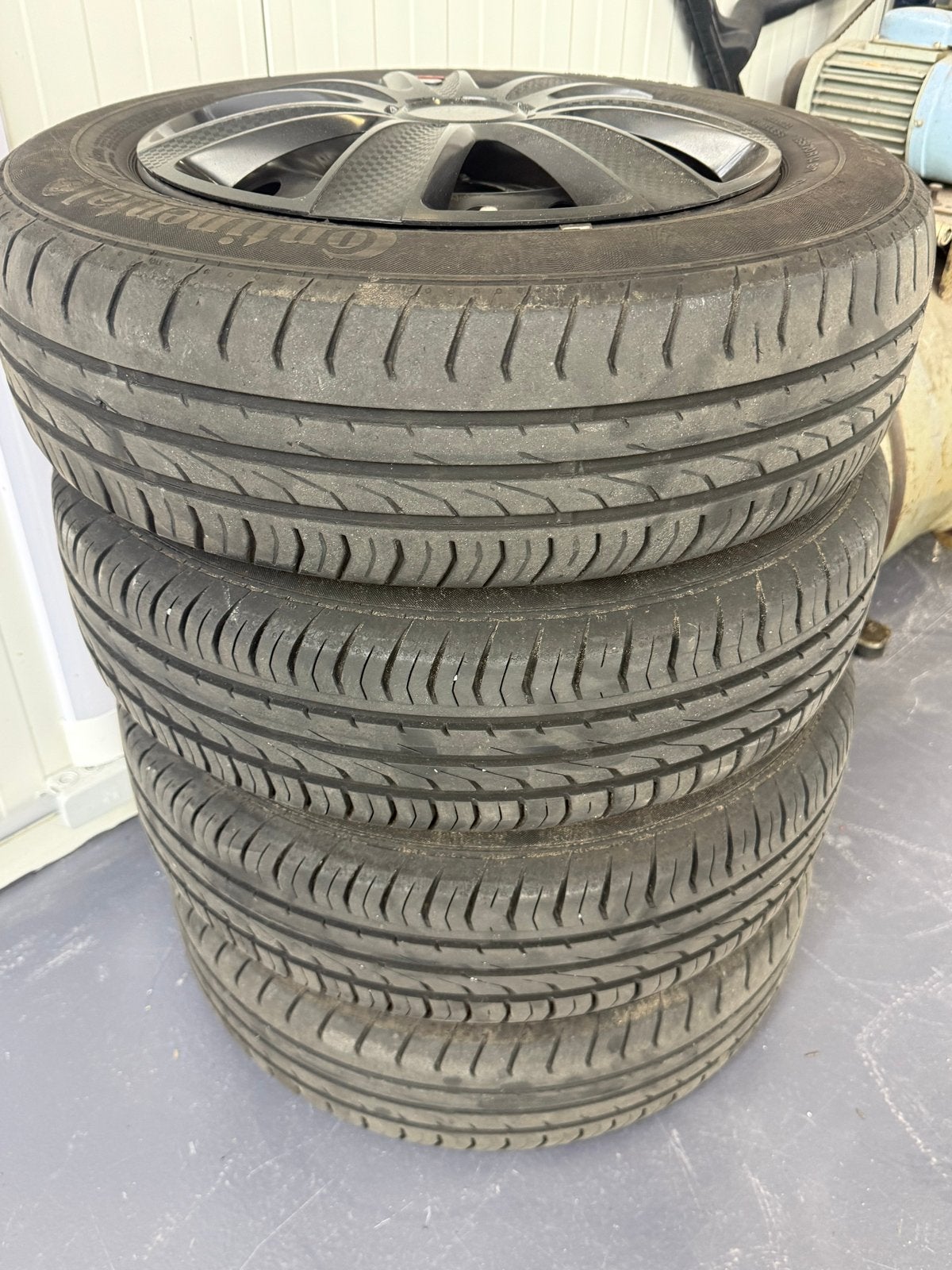 14 inch stalen velgen met banden - VW Up!, Auto-onderdelen, Banden en Velgen, 14 inch, Gebruikt, Banden en Velgen, Ophalen of Verzenden