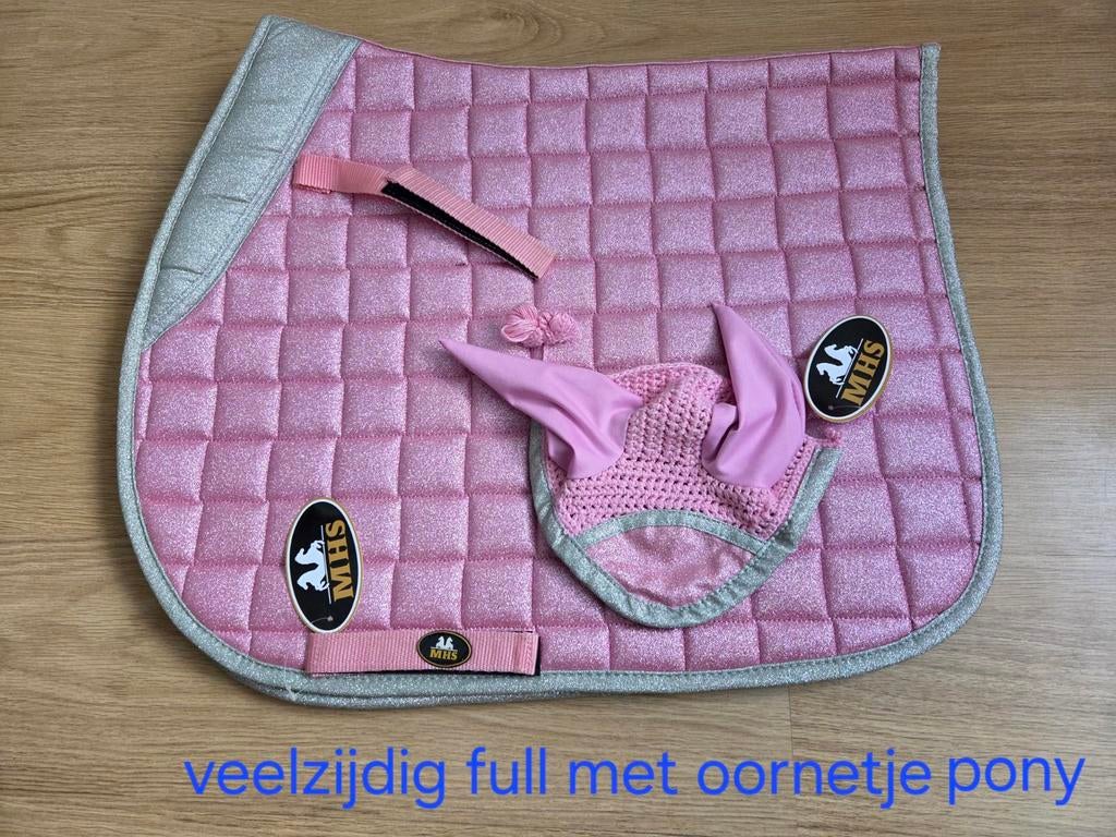 Nieuw super gaaf roze glitter dekje full oornetje maat pony, Dieren en Toebehoren, Paarden en Pony's | Dekens en Dekjes, Ophalen of Verzenden