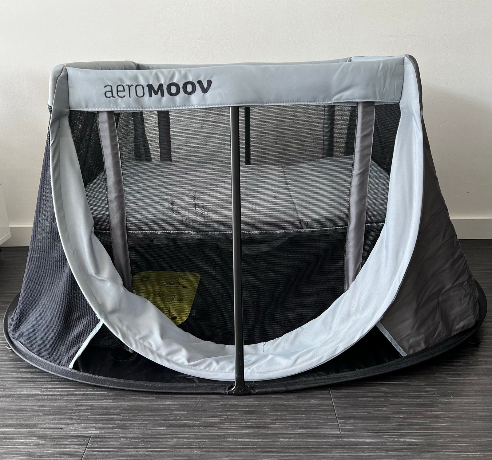 AeroMoov Pop-Up Reisbed met Matras en Muskietennet, Ophalen, Zo goed als nieuw, Rechthoekig, Boxkleed
