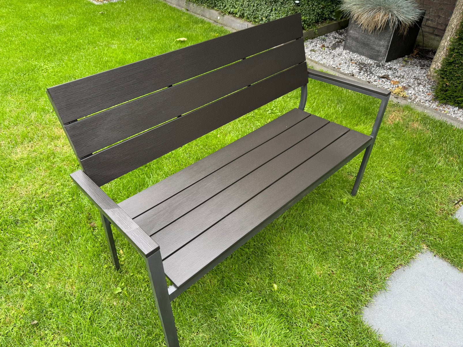Kunstof tuinbank ( houtlook ), Ophalen, Zo goed als nieuw, Kunststof