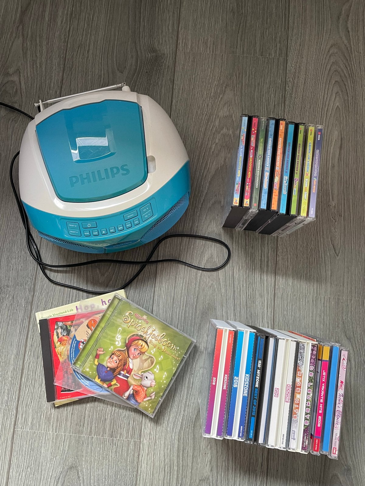 Philips radio cd speler met kinder cd's (Kinderen voor Kinde, Ophalen of Verzenden, Gebruikt, Radio, Met cd-speler