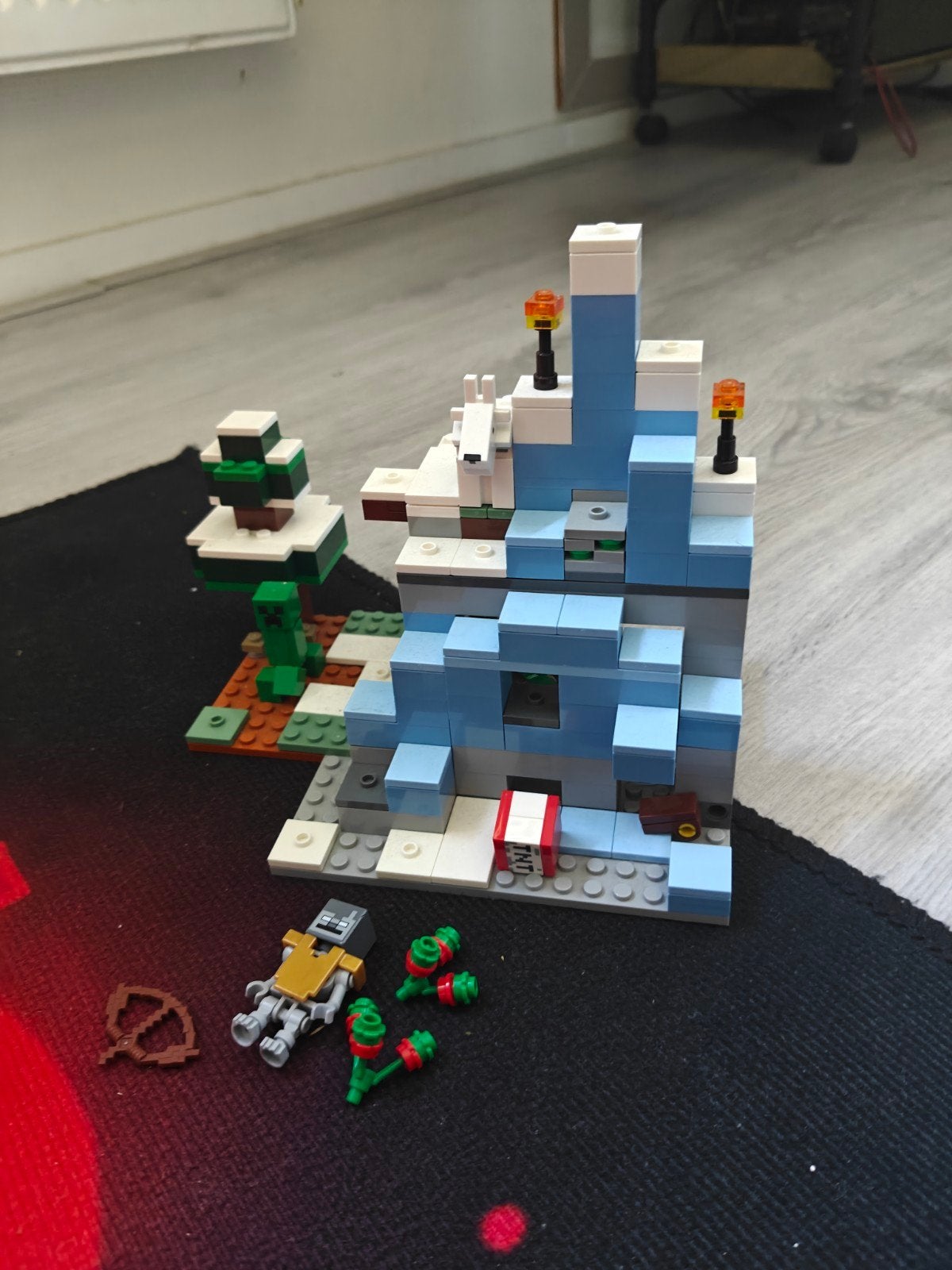 Lego Minecraft set met figuren en accessoires, Ophalen of Verzenden, Gebruikt, Overige merken