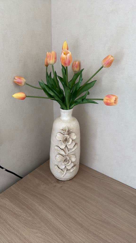 Vaas met tulpen, Ophalen, Zo goed als nieuw