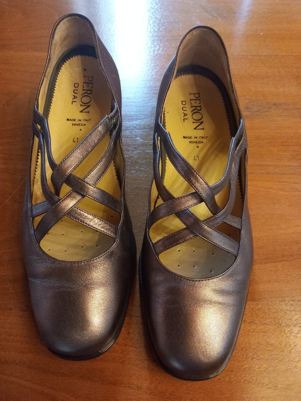 Peron bronzen damesschoenen, maat 41, hakhoogte 4 cm, Schoenen met lage hakken, Overige kleuren, Ophalen of Verzenden, Gedragen