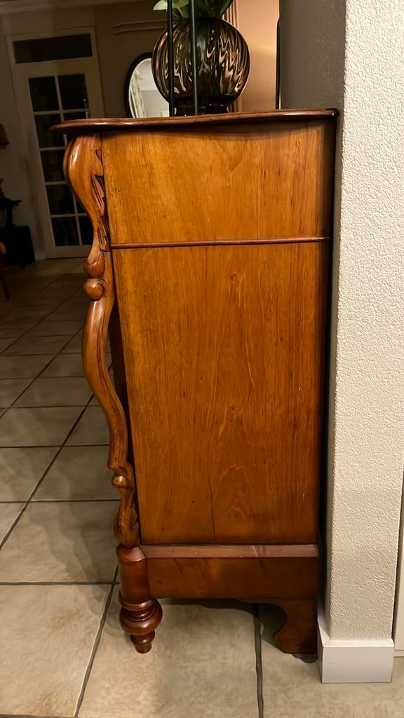 Prachtig Biedermeier kastje van Mahonie - Goede staat, Antiek en Kunst, Antiek | Meubels | Kasten, Ophalen of Verzenden