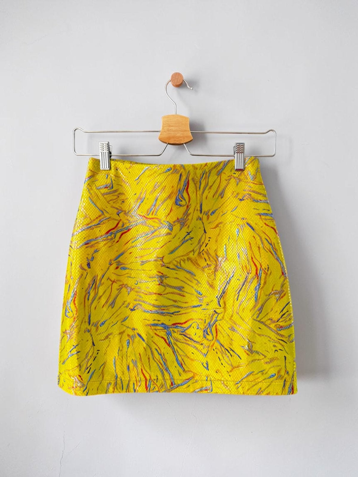 Desigual geel metallic print rok faux leer XS extra small 34, Geel, Nieuw, Ophalen of Verzenden, Maat 34 (XS) of kleiner