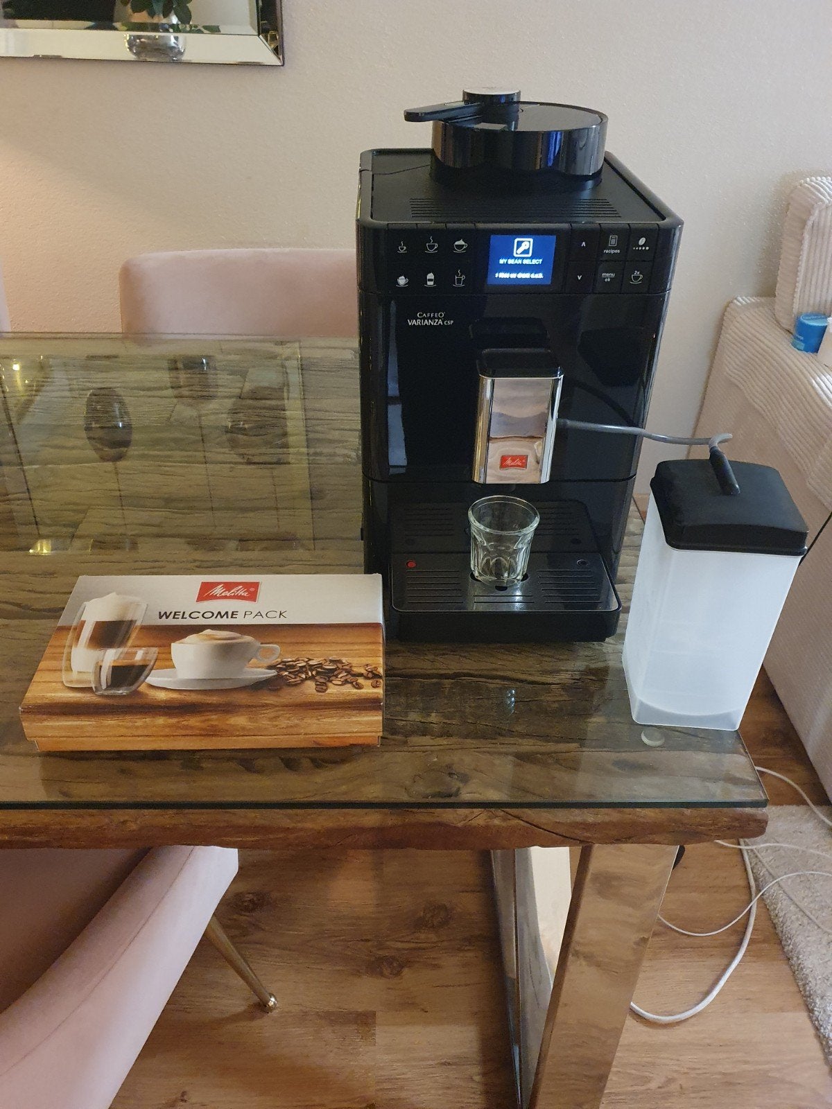 Melitta Varianza CSP volautomatische espressomachine, Witgoed en Apparatuur, Espresso apparaat, Zo goed als nieuw, 2 tot 4 kopjes