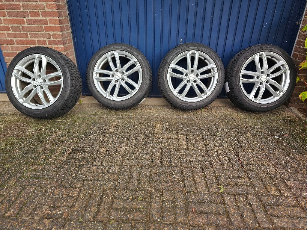 Audi A4 B8 velgen 18 inch  met Dunlop winterbanden, Auto-onderdelen, Ophalen, 18 inch, Banden en Velgen, Winterbanden