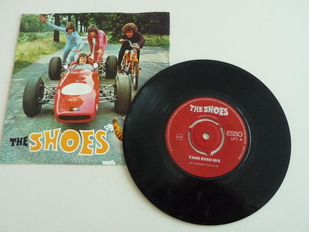 single THE SHOES - TANK ESSOMIX - ESSO RECORDS, 1968, Ophalen of Verzenden, Gebruikt, Pop