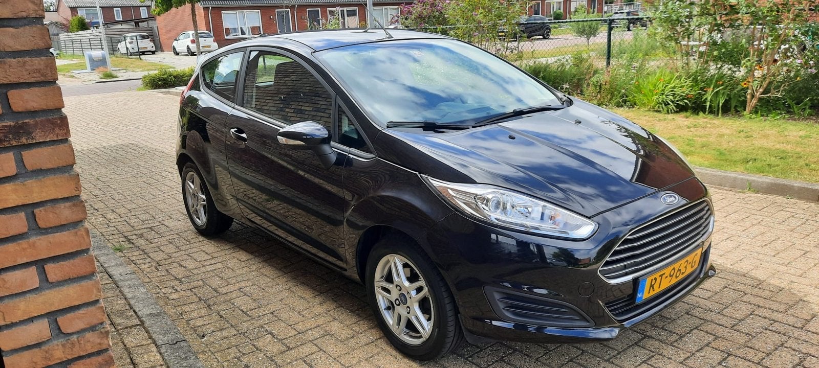 Ford Fiësta 1.25 44KW 3DR 2016 Zwart, Auto's, Voorwielaandrijving, 4 cilinders, Zwart, Handgeschakeld