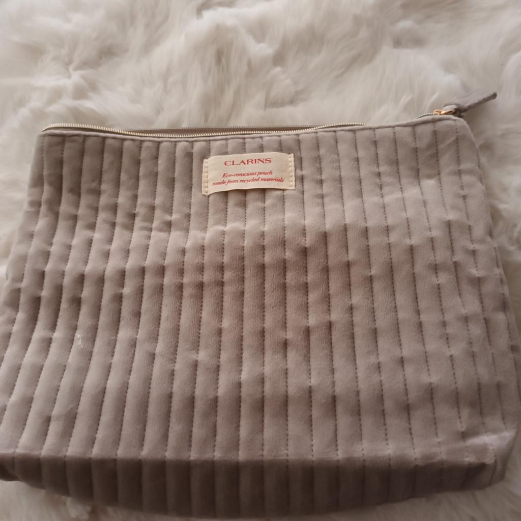 CLARINS makeup tas...nieuw, Ophalen of Verzenden, Nieuw, Deken