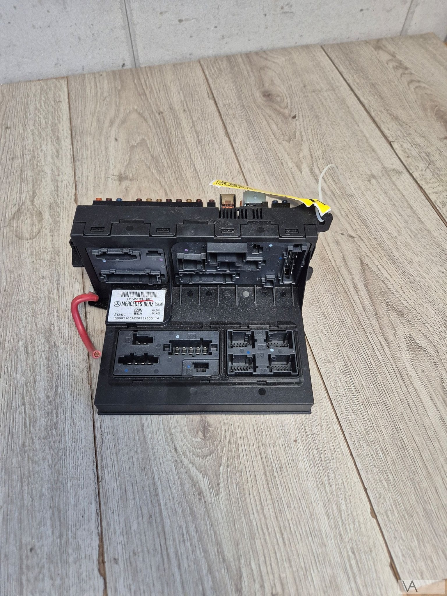 Zekeringkast SAM voorzijde Mercedes E klasse W211 2115453101, Gebruikt, -, Ophalen of Verzenden, -