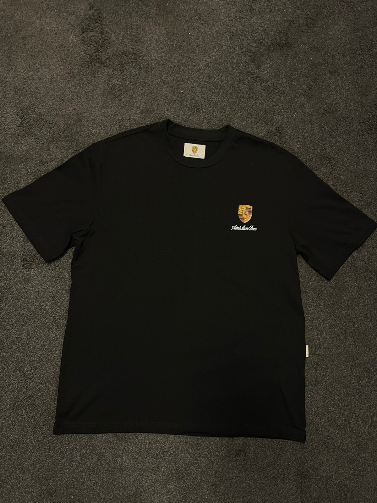 Porsche x Aimé Leon Dore T-shirt zwart, Ophalen of Verzenden, Nieuw, Maat 48/50 (M), Zwart