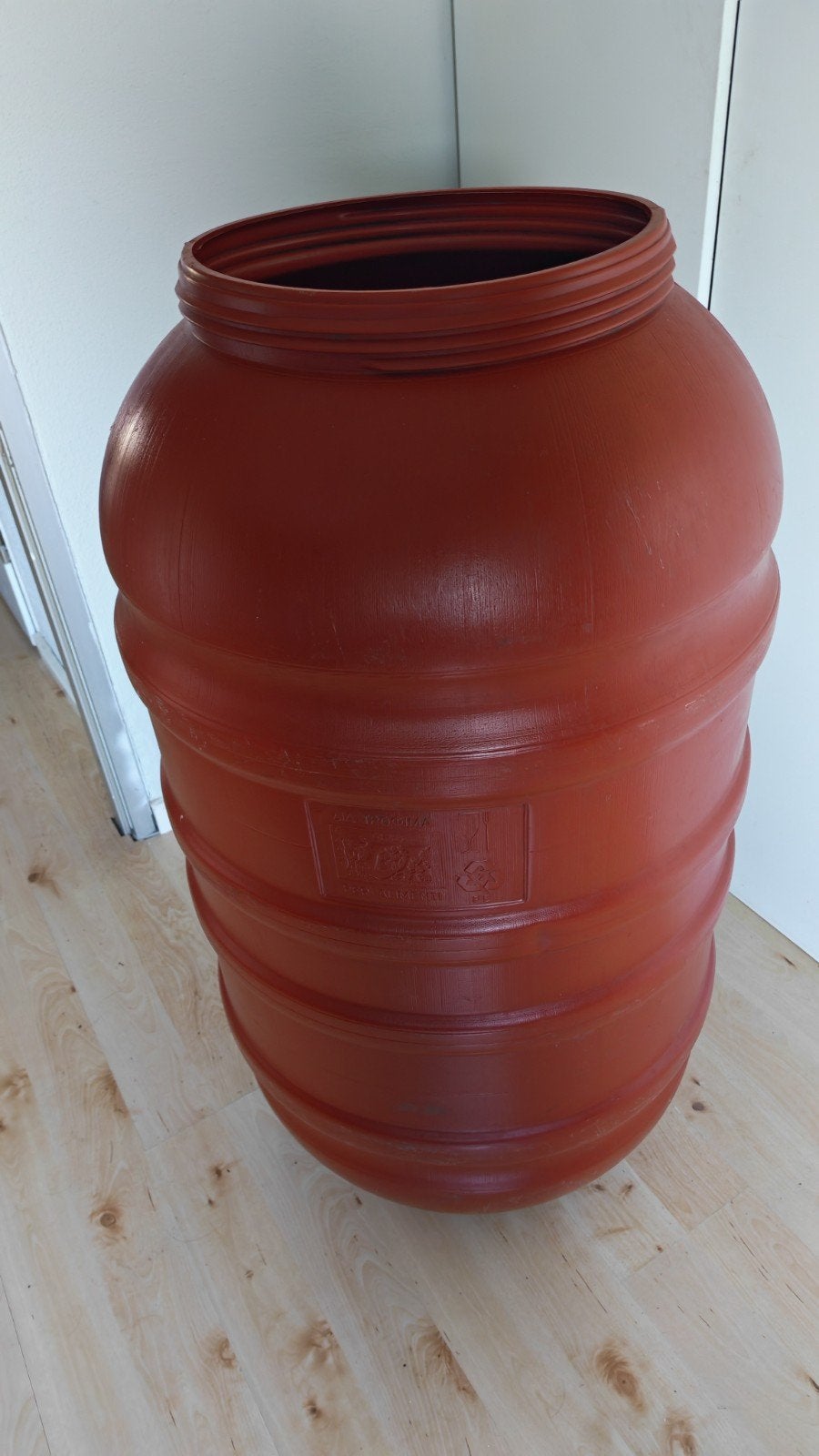 vat kunststof 220l te koop, Tuin en Terras, Regentonnen, 150 liter of meer, Ophalen, Zo goed als nieuw, Kunststof