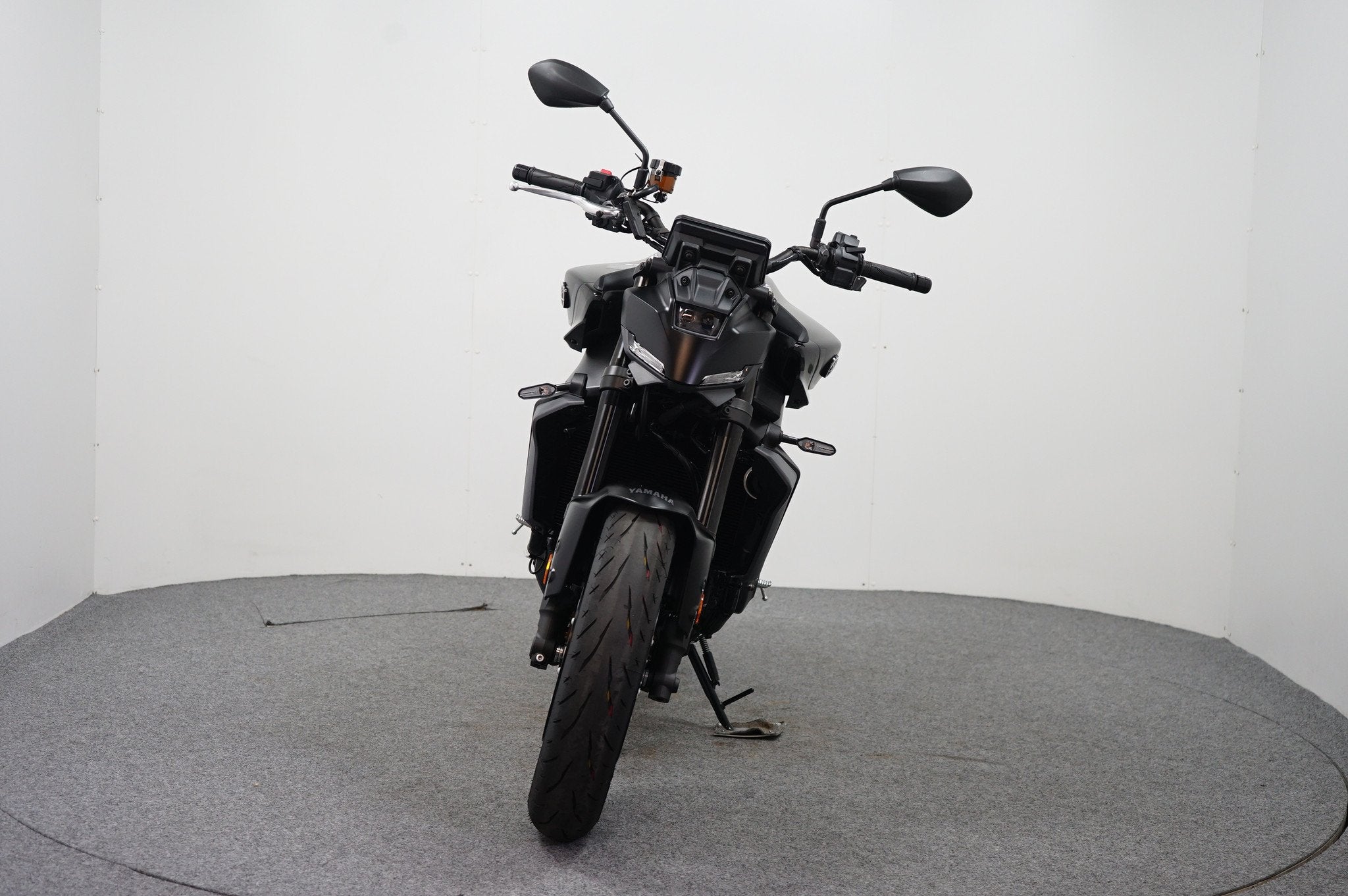 Yamaha MT-09 Y-AMT (bj 2026), Motoren, 890 cc, Meer dan 35 kW, ABS, Naked bike