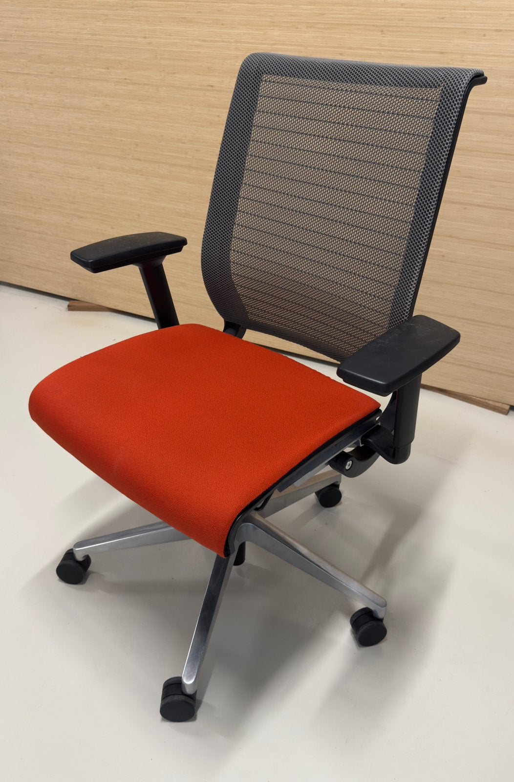 Think Steelcase bureaustoel, Ophalen, Gebruikt, Oranje, Bureaustoel