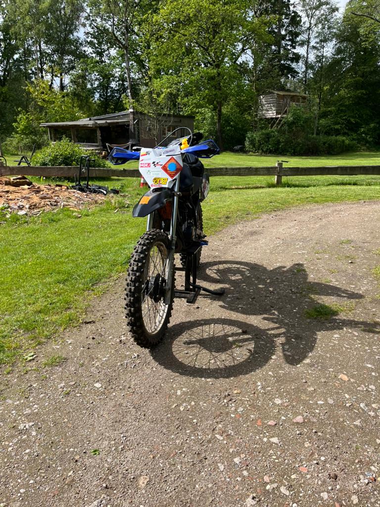 Suzuki tsx 70cc crossmotor, Fietsen en Brommers, Brommers | Crossbrommers, Ophalen of Verzenden, Zo goed als nieuw, Suzuki