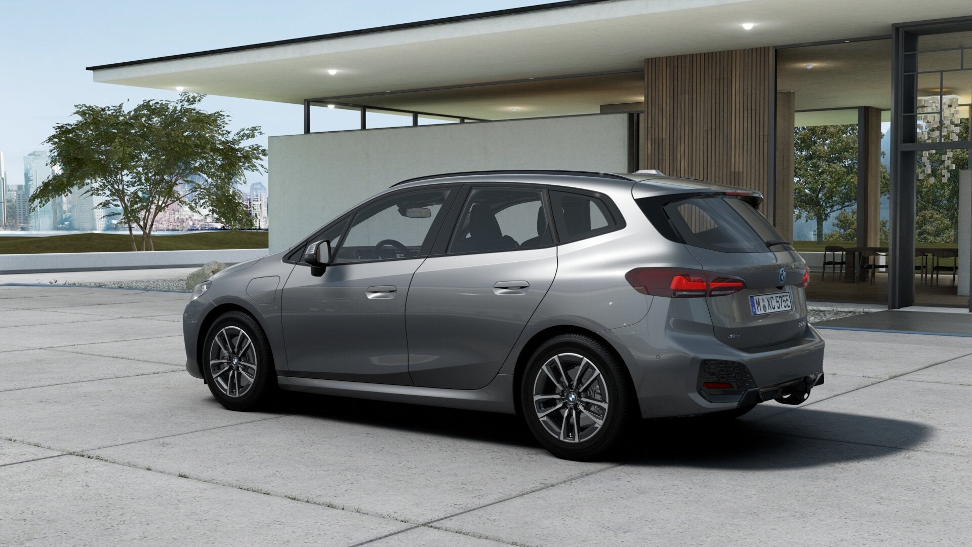 BMW 2 Serie Active Tourer 225e xDrive M Sport Automaat / Tre, Auto's, Automaat, Dealer onderhouden, 1800 kg, Zwart