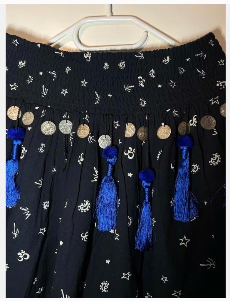 Zwarte petticoat XS muntjes en flosjes, maakt mooi geluid, Zwart, Ophalen of Verzenden, Zo goed als nieuw, X