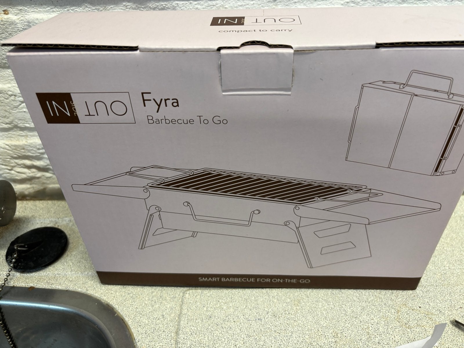 Nieuwe InSideOut Portable BBQ Fyra, Ophalen, Nieuw