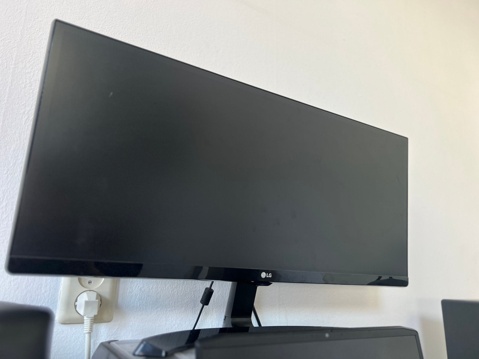 LG Widescreen 29” Monitor, Computers en Software, Monitoren, Ophalen, Zo goed als nieuw, 61 t/m 100 Hz, IPS