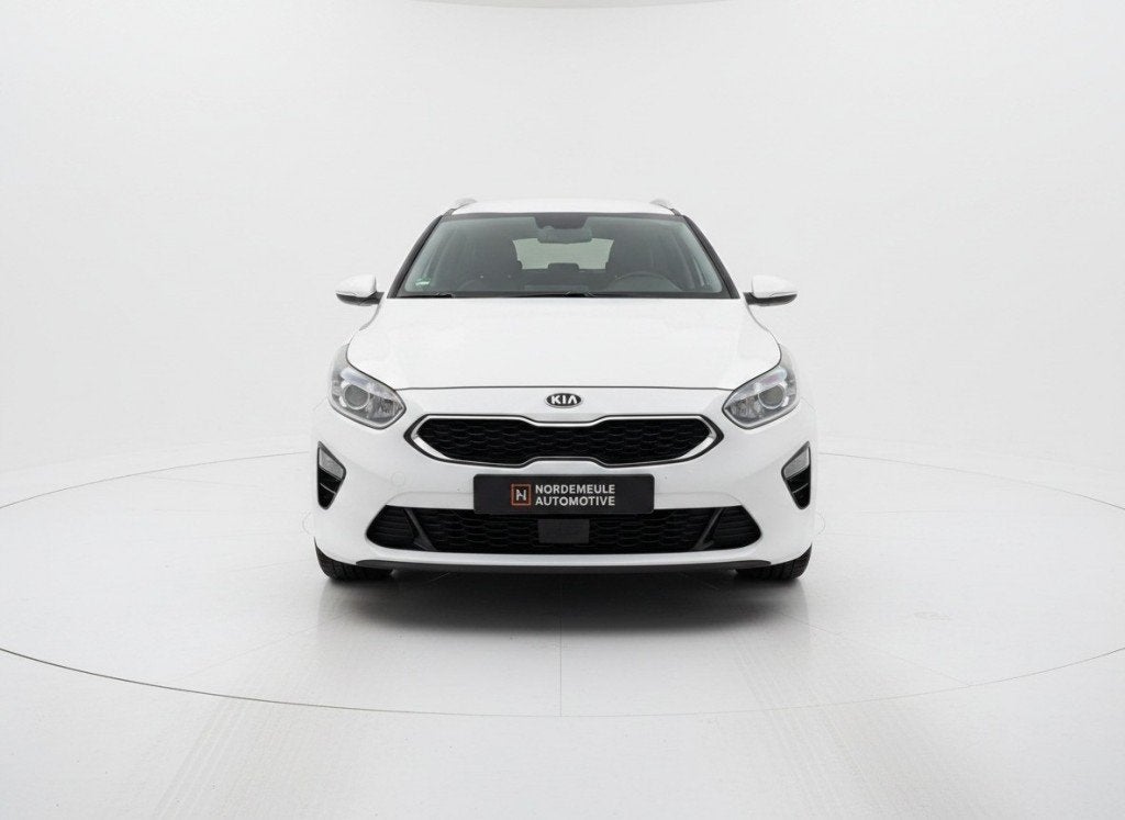 Kia CEED 1.0 T-GDI MHEV DYN+L. TREKHAAK, ACC, STOEL+STUURVW., Gebruikt, 1309 kg, Wit, Origineel Nederlands