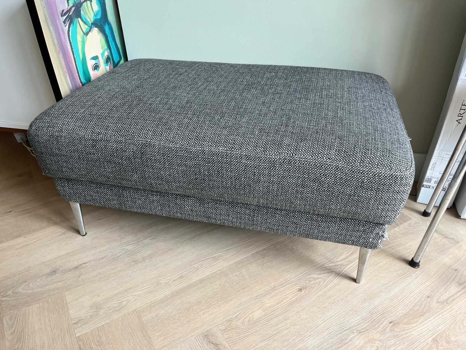 Montel Hocker Grijs/Taupe, Ophalen, Gebruikt, 100 tot 125 cm, 75 tot 100 cm