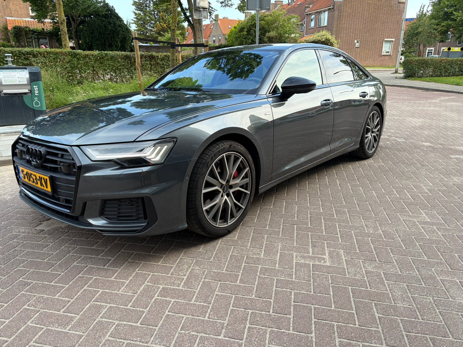 Audi A6 55 Tfsi e Quattro 367pk S Tronic - B&O - 360cam., 4 cilinders, Plug-in hybride, Vierwielaandrijving, 1985 kg