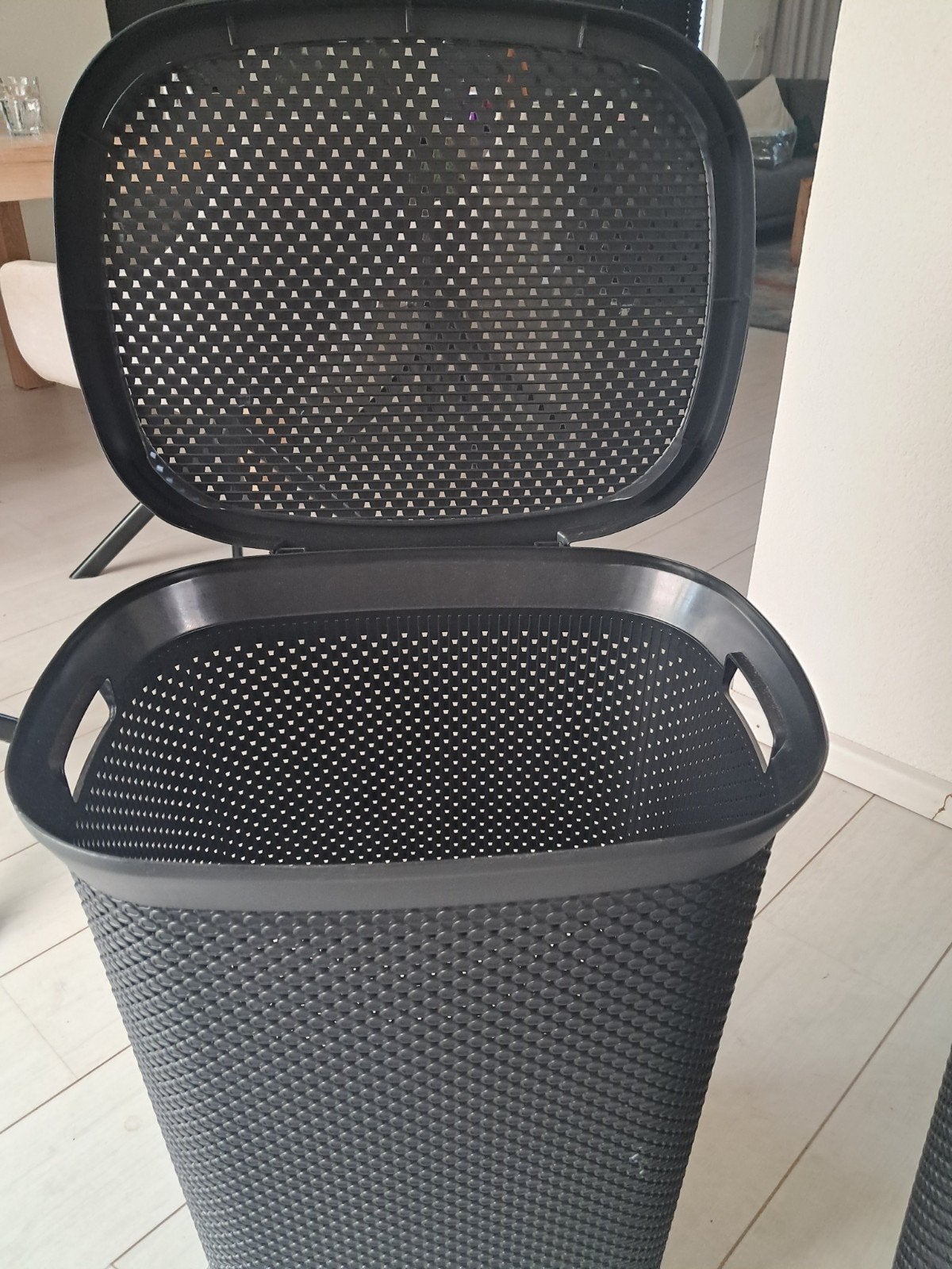 2 stuks wasmanden, Ophalen