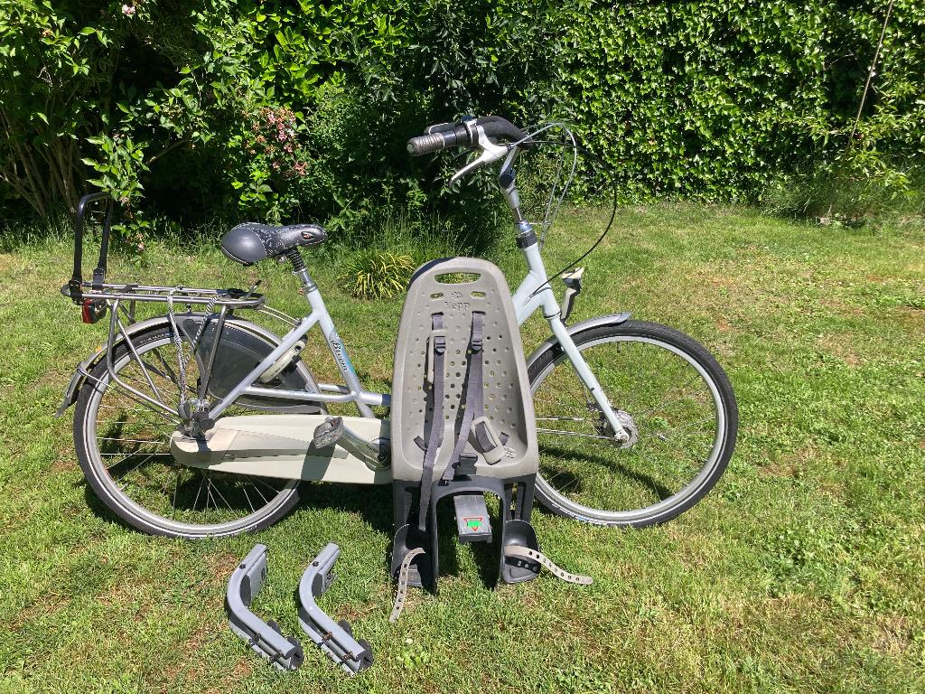 Nette Gazelle Bloom mamafiets met achterzitje van  Yepp, Fietsen en Brommers, Fietsen | Dames | Moederfietsen, Ophalen, 2 zitjes